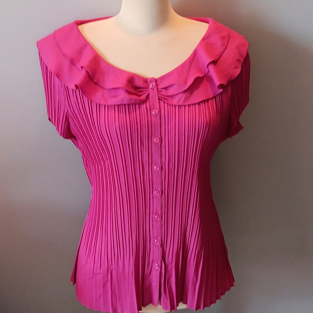 Sash Merlot short sleeve pleated Blouse